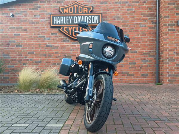 FXLRST Softail Low Rider ST 