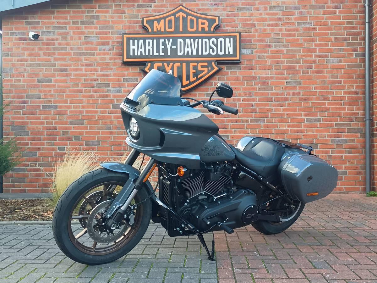 FXLRST Softail Low Rider ST 