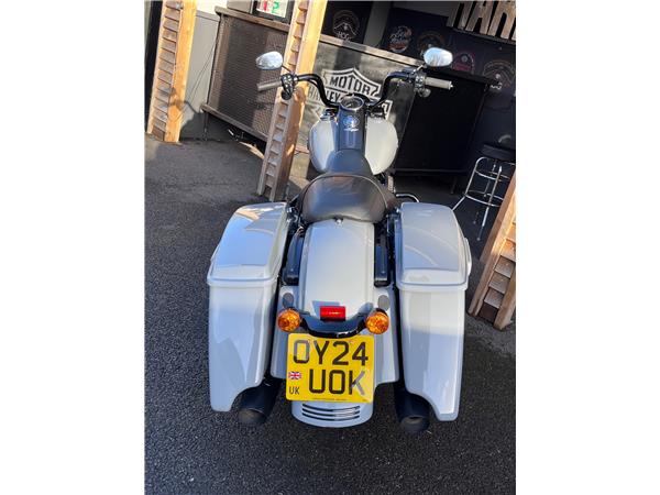 2024 Harley-Davidson Touring