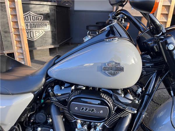 2024 Harley-Davidson Touring