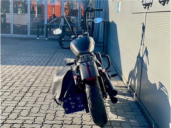 2018 Harley-Davidson Softail Street Bob FXBB