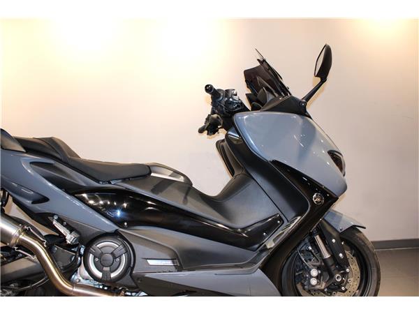YAMAHA T- MAX TECH MAX 560