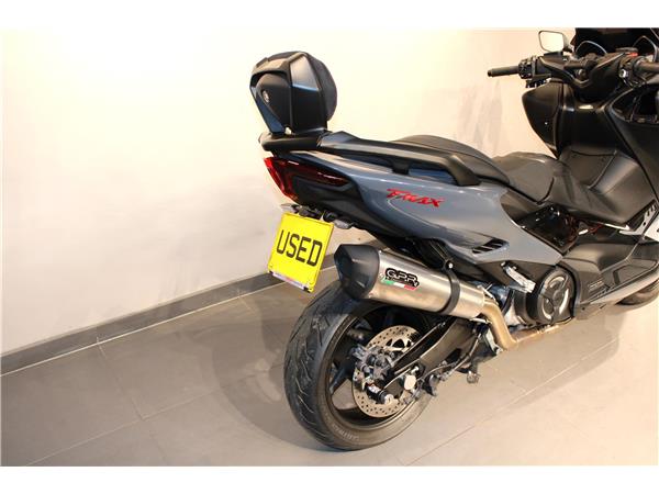 YAMAHA T- MAX TECH MAX 560