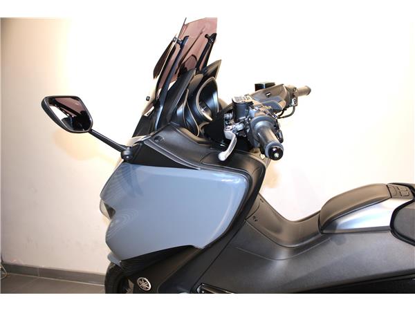 YAMAHA T- MAX TECH MAX 560