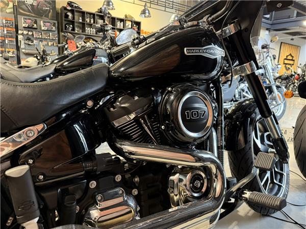 2018 HARLEY-DAVIDSON SPORT GLIDE
