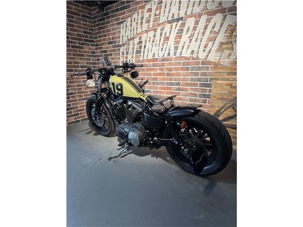 2013 harley-davidson XL 883 N Sportster Iron