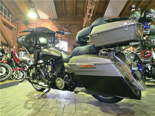 2014 CVO Road King