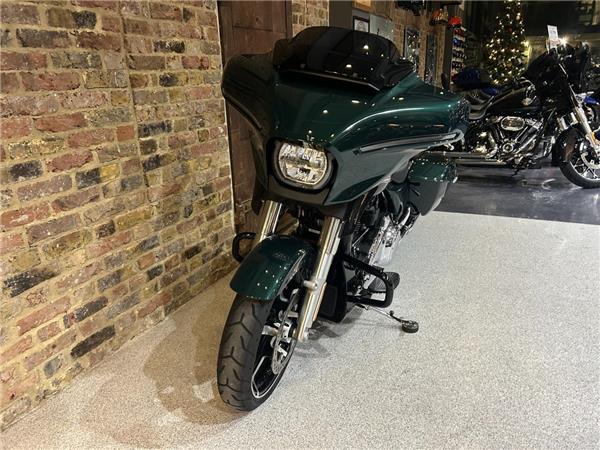 2024 Harley-Davidson Touring