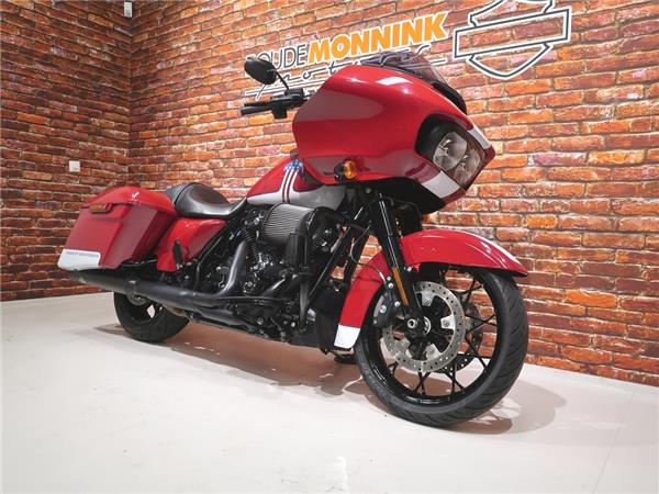 2020 Harley-Davidson FLTRXS Road Glide Special 114