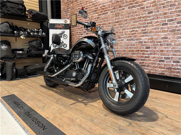 2015 HARLEY-DAVIDSON CUSTOM