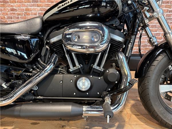 2015 HARLEY-DAVIDSON CUSTOM