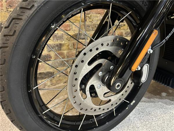 2025 Harley-Davidson Softail