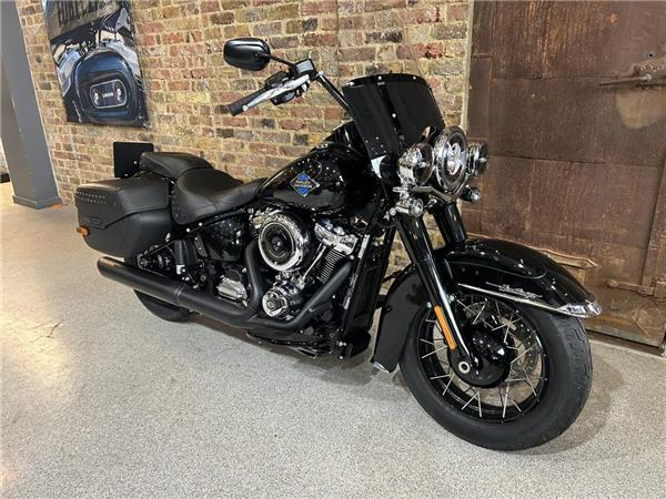 2025 Harley-Davidson Softail