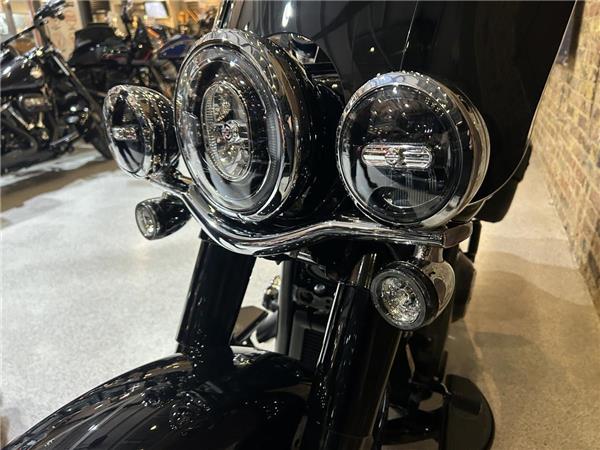 2025 Harley-Davidson Softail