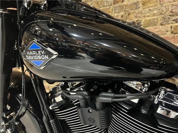 2025 Harley-Davidson Softail