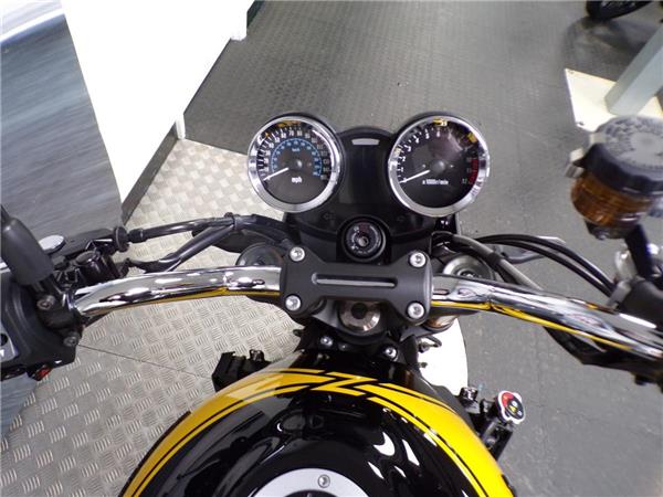 2026 Kawasaki Z900 RS SE