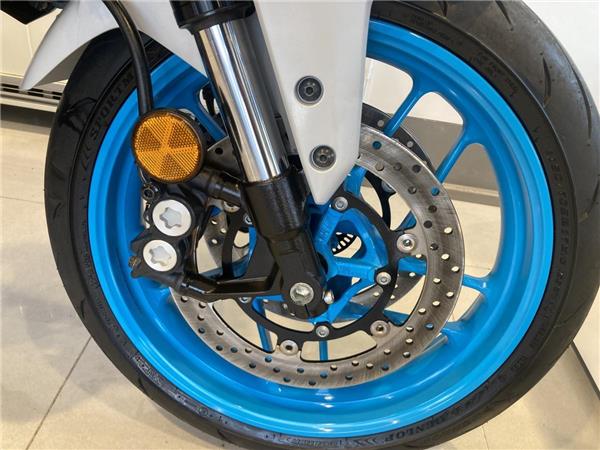 2025 Yamaha MT-07 Y-AMT