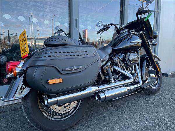 2019 HARLEY-DAVIDSON SOFTAIL FLHCS HERITAGE CLASSIC 114
