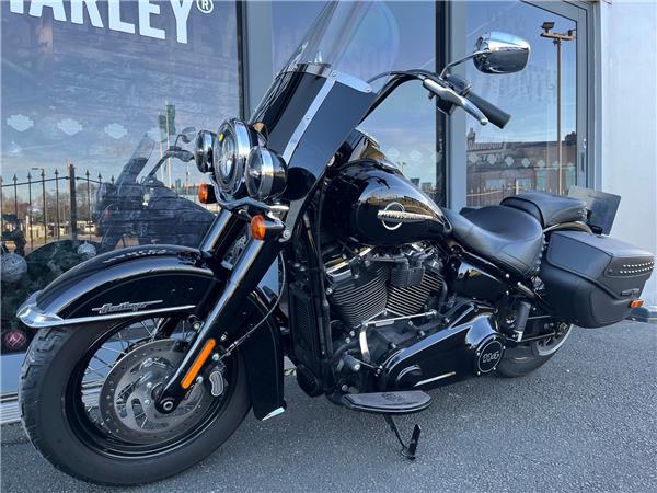 2019 HARLEY-DAVIDSON SOFTAIL FLHCS HERITAGE CLASSIC 114