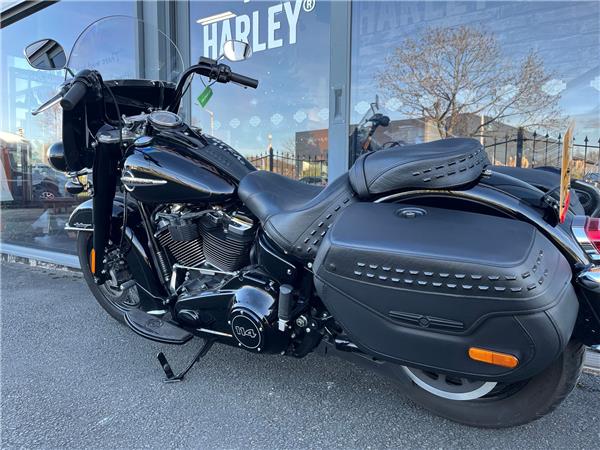 2019 HARLEY-DAVIDSON SOFTAIL FLHCS HERITAGE CLASSIC 114