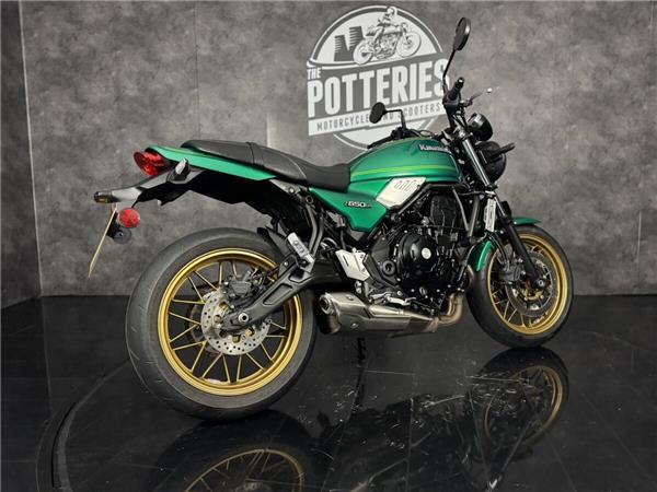 2024 Kawasaki Z650 RS