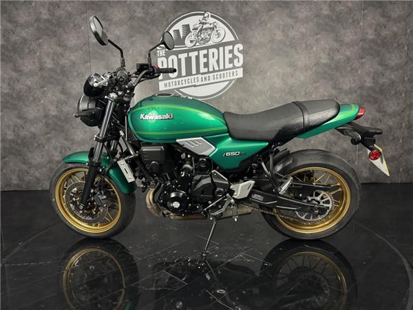 2024 Kawasaki Z650 RS