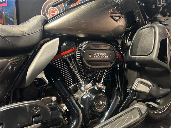 2018 Harley-Davidson FLHTKSE CVO Ultra Limited