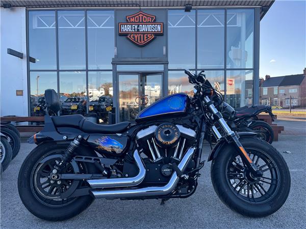 2017 HARLEY-DAVIDSON SPORTSTER XL1200X FORTY-EIGHT