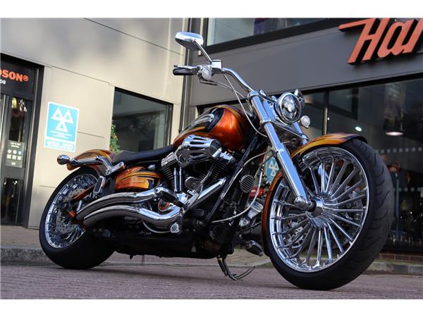 2014 HARLEY-DAVIDSON SOFTAIL FXSB BREAKOUT