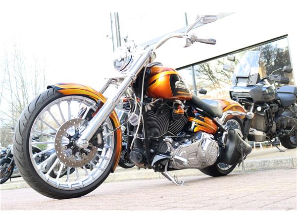 2014 HARLEY-DAVIDSON SOFTAIL FXSB BREAKOUT