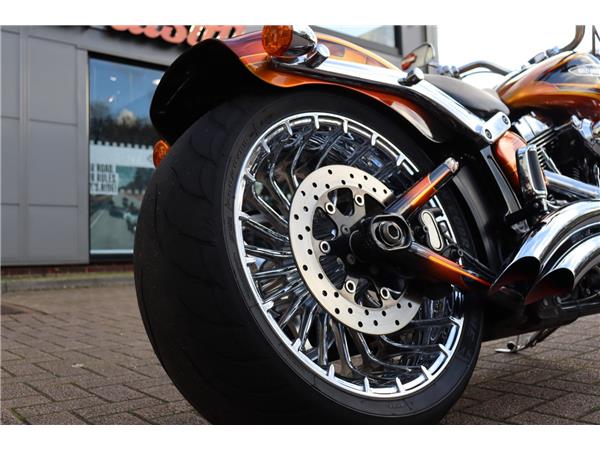 2014 HARLEY-DAVIDSON SOFTAIL FXSB BREAKOUT