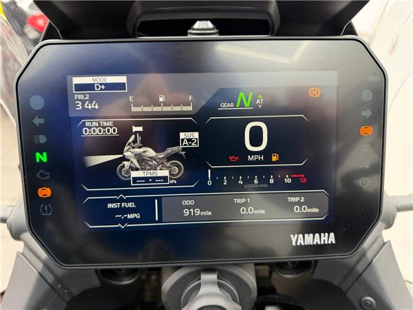 2025 YAMAHA TRACER 9 GT Y-AMT