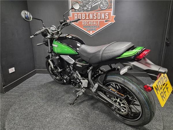 2025 Kawasaki Z650 RS