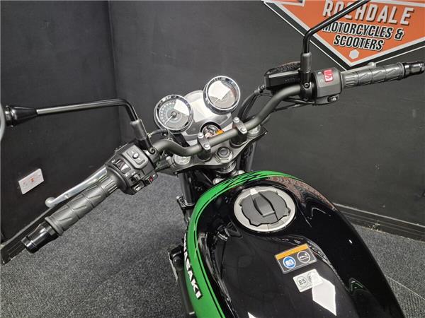 2025 Kawasaki Z650 RS