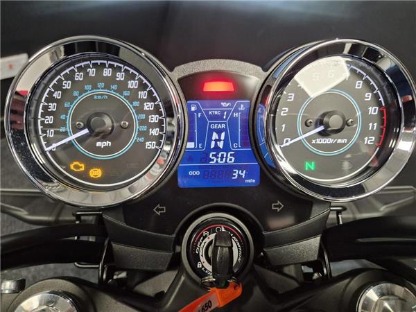 2025 Kawasaki Z650 RS