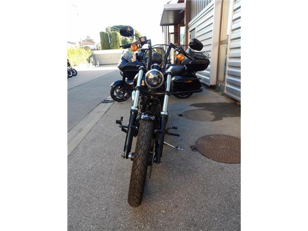 2011 HARLEY-DAVIDSON BLACKLINE