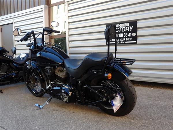 2011 HARLEY-DAVIDSON BLACKLINE