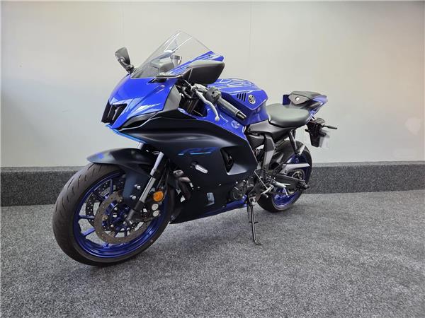 2024 Yamaha R7