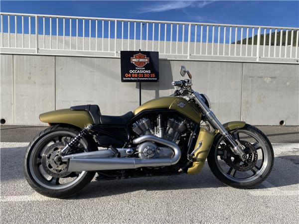 2016 HARLEY-DAVIDSON MUSCLE