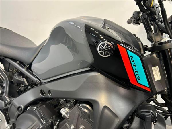 2023 Yamaha MT-09 ONLY 667 MILES! GREY