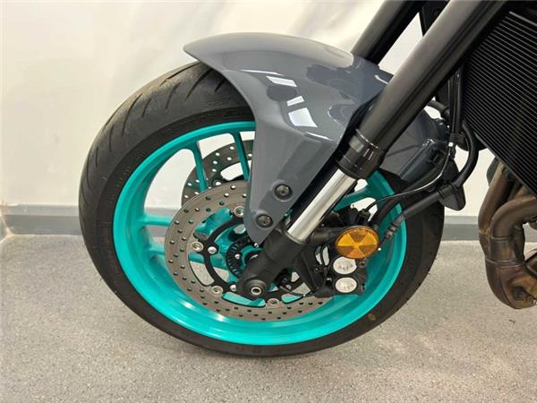 2023 Yamaha MT-09 ONLY 667 MILES! GREY