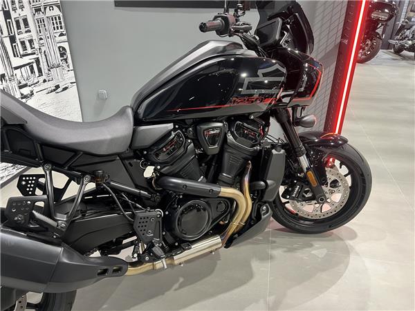 2025 HARLEY-DAVIDSON PAN AMERICA