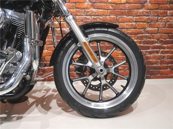 New Harley-Davidson XL 1200 T Super low Sportster XL1200T van 2014