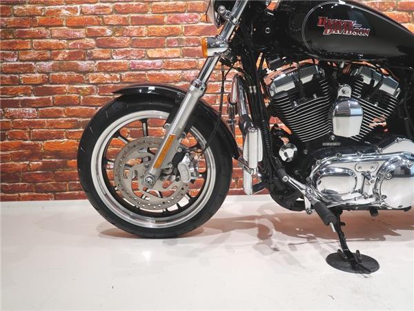 New Harley-Davidson XL 1200 T Super low Sportster XL1200T van 2014