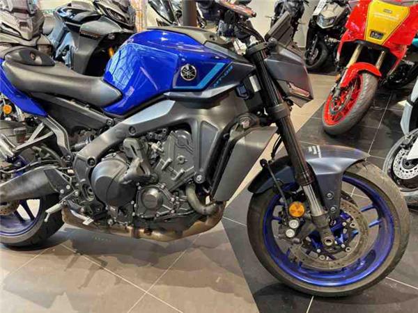 2024 Yamaha MT-09 Y-AMT DPBMC