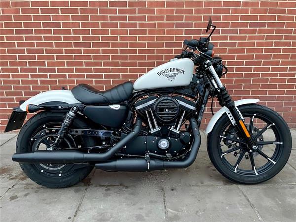 2017 HARLEY-DAVIDSON SPORTSTER XL883N IRON