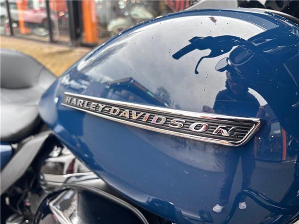 2018 HARLEY-DAVIDSON STREET GLIDE SPECIAL