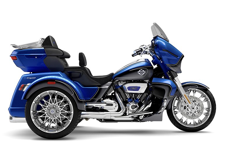 CVO Street Glide™ 3 Limited