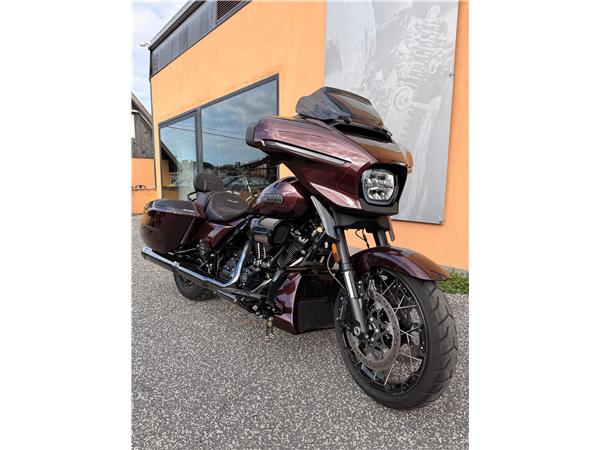 Harley-Davidson FLHXSE - Street Glide CVO