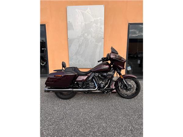 Harley-Davidson FLHXSE - Street Glide CVO